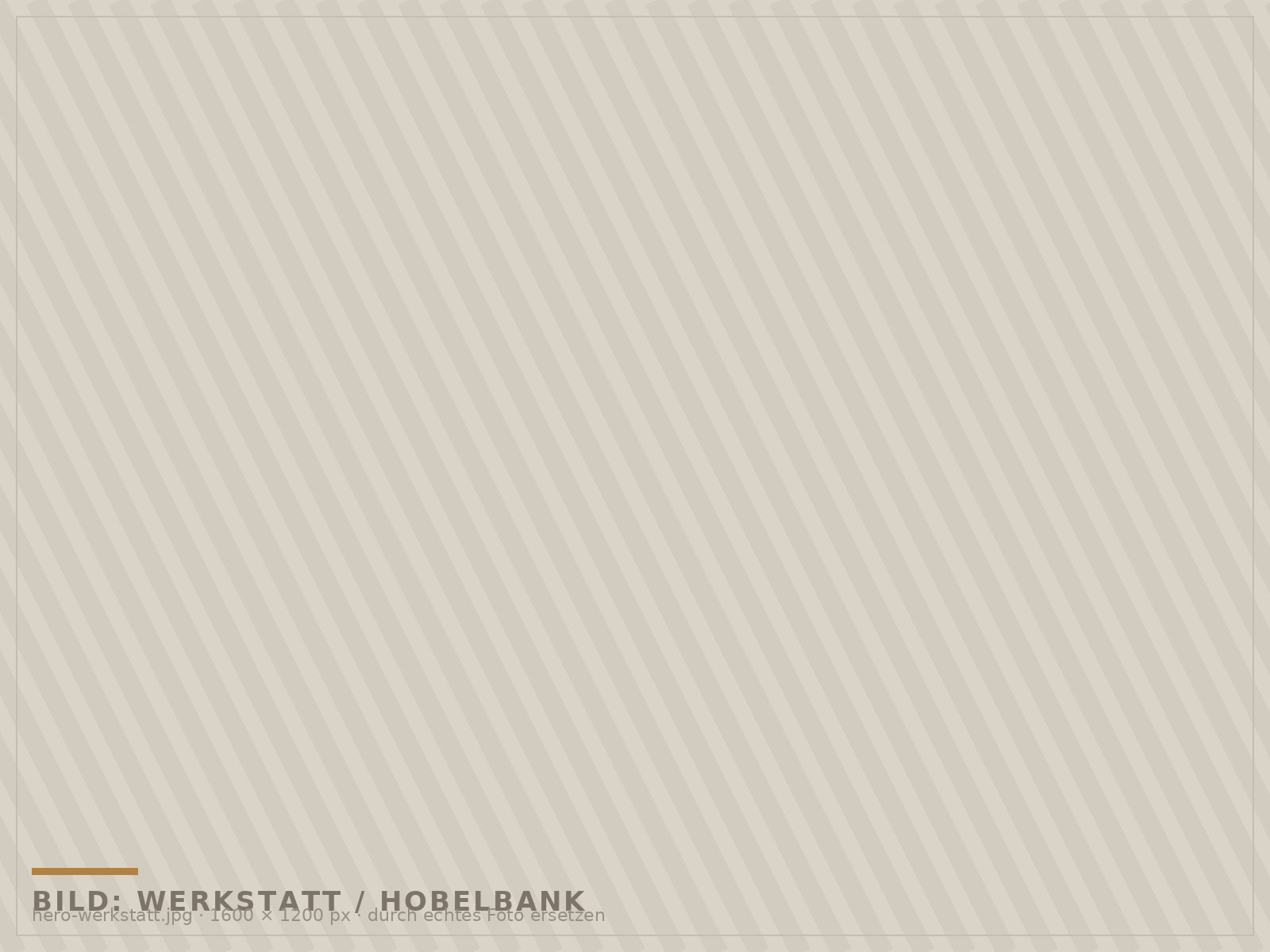 Hobelbank mit Werkzeug in der Werkstatt der Schreinerei Petersen